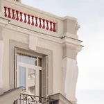 Zenith Premium Suites